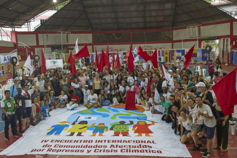 Le Mouvement international des peuples affectés par les barrages, les crimes socio-environnementaux et la crise climatique